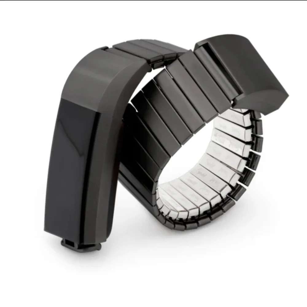NWT Twist-O-Flex™ Band For The Fitbit Charge 2 black/silver # 1449322